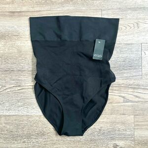 Ti Voglio NWT Black Waist Cincher Brief